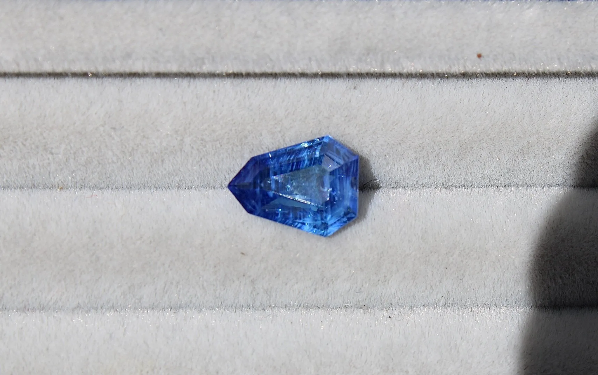 1.90ct Shield Royal Blue Sapphire