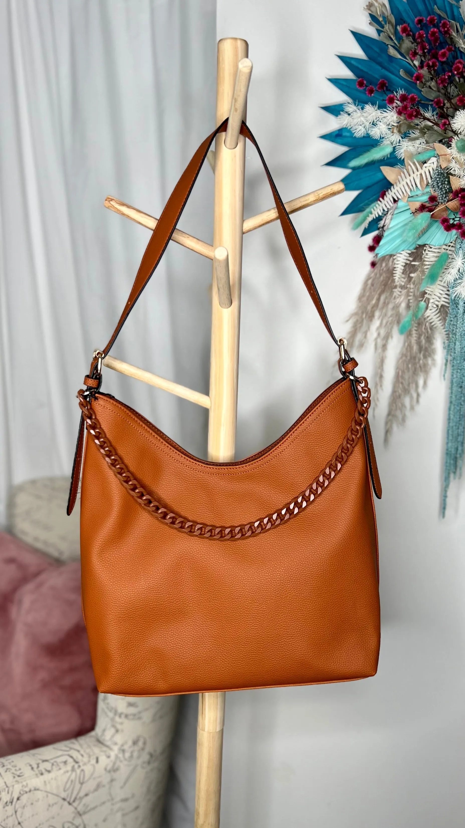 Britany Shoulder Bag - Tan