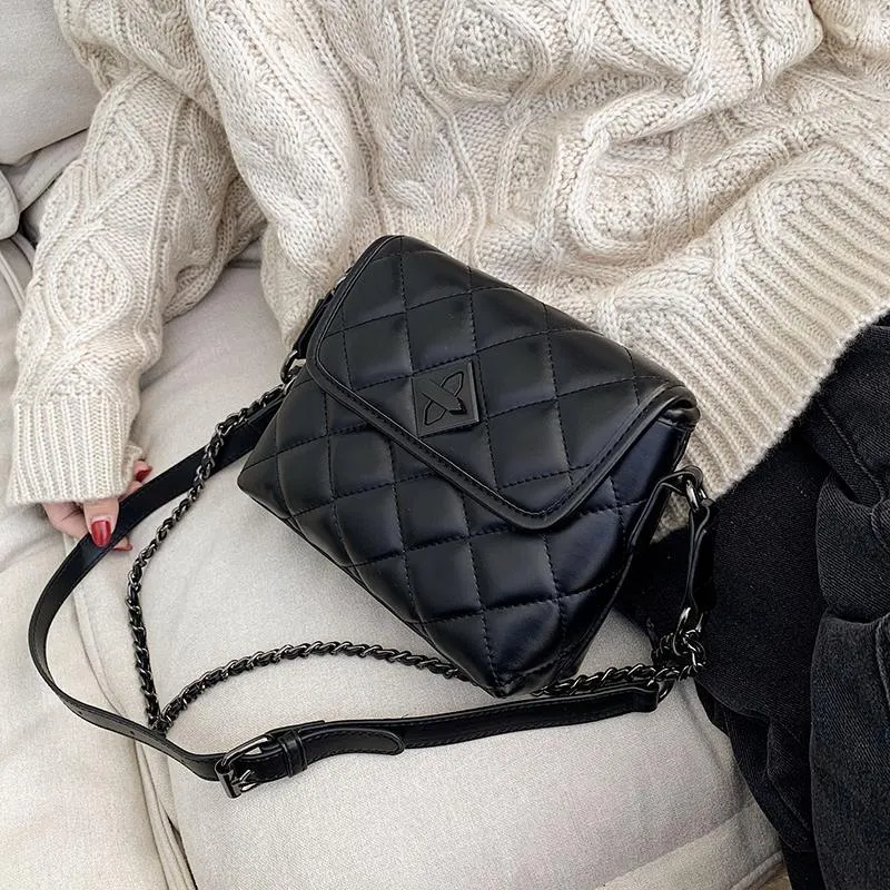 Chain Quilted Bag