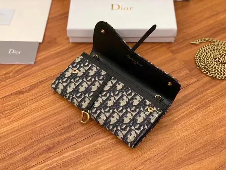 DR231 Saddle Wallet / Wallet on the Chain