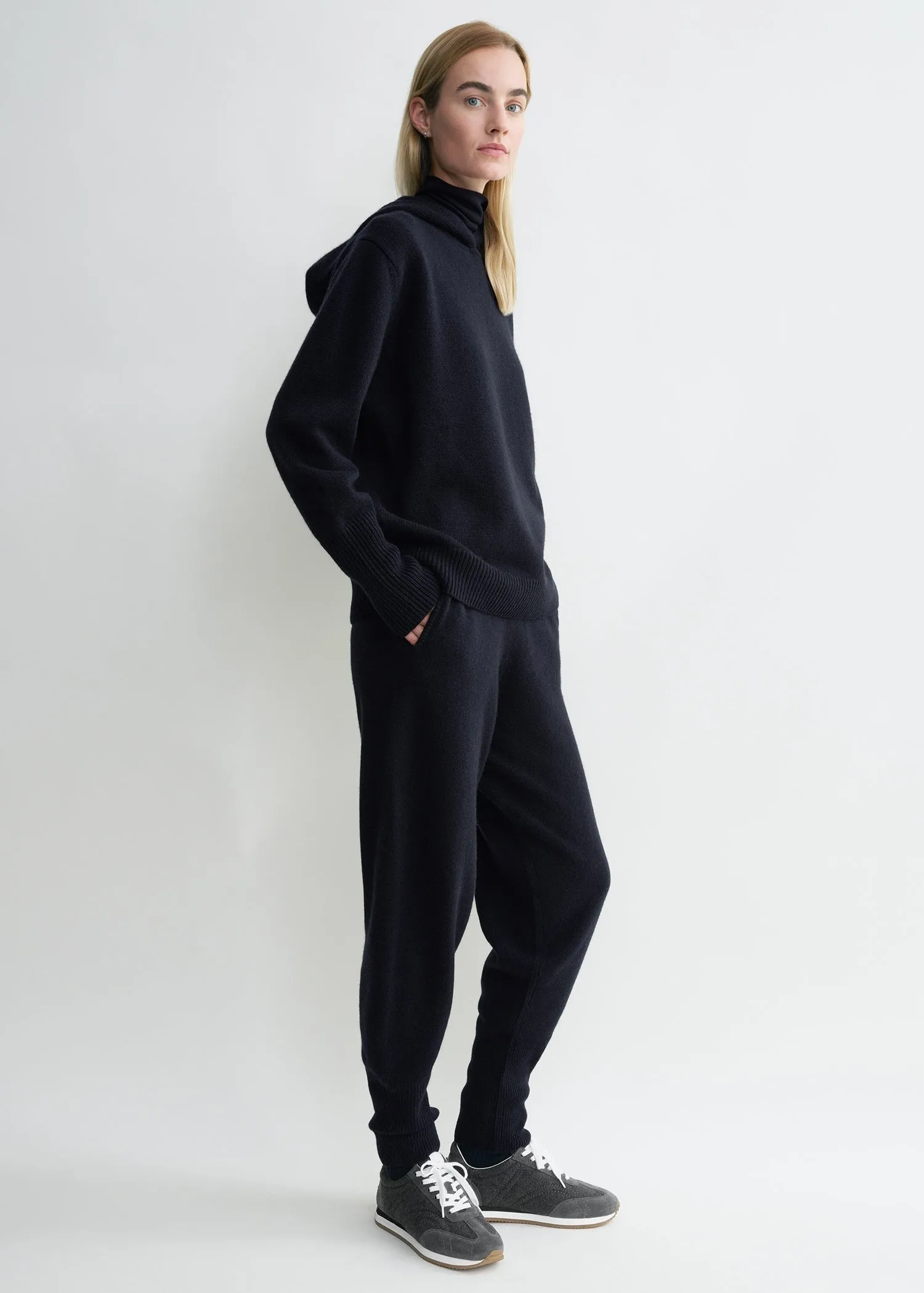 Hooded cashmere sweatshirt navy