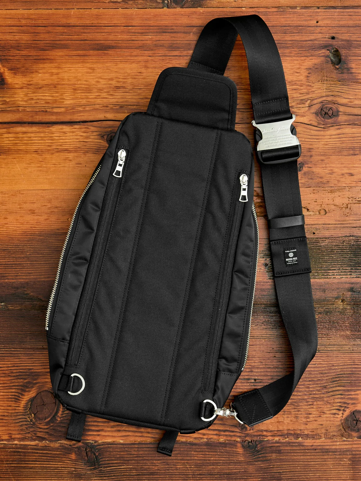 Lightning Shoulder Bag in Black