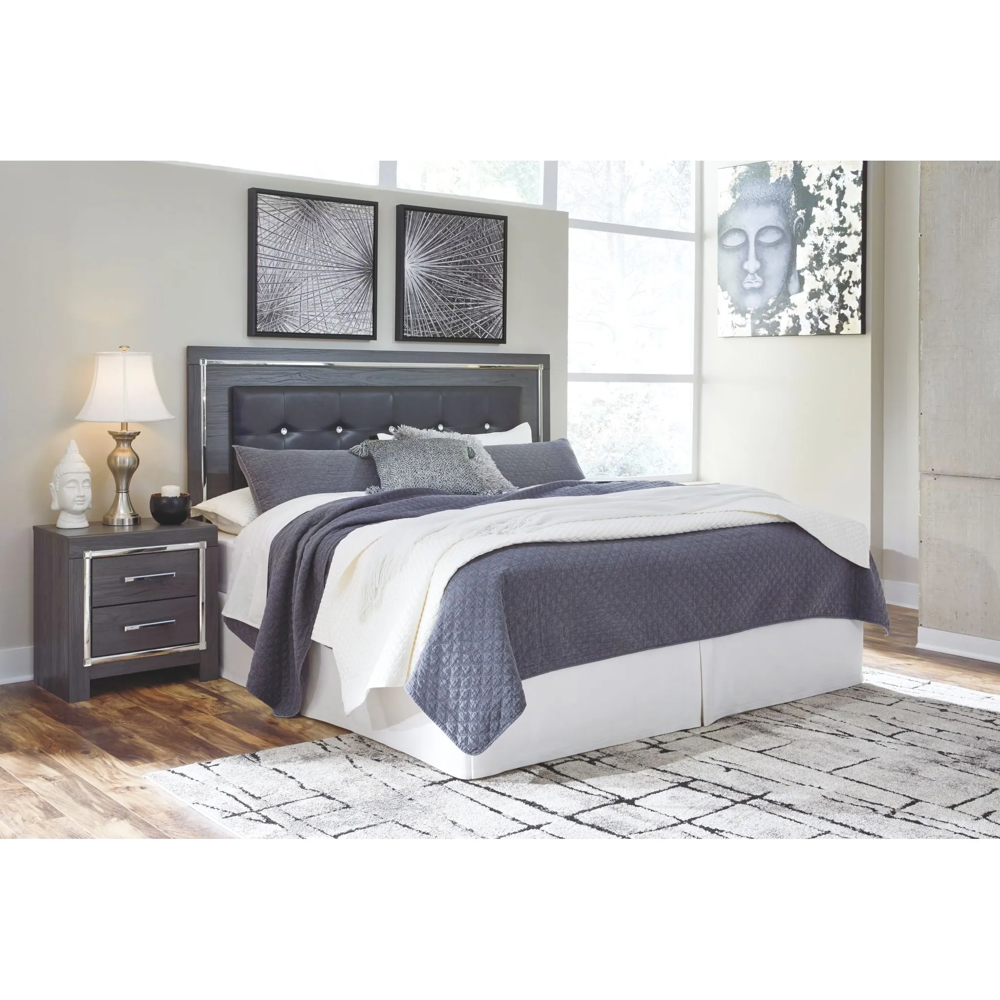 Lodanna Platform Bed - Gray