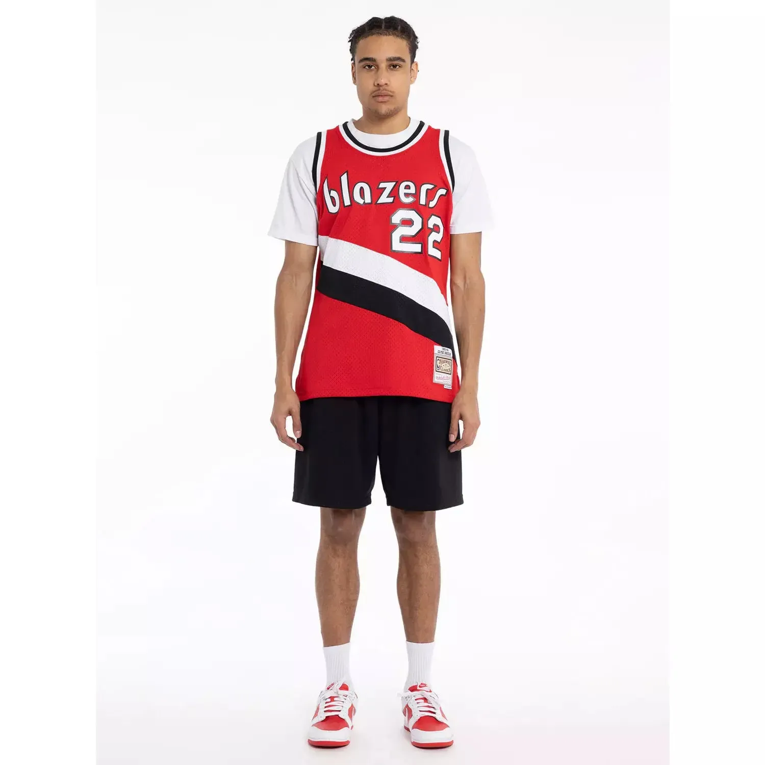 Mitchell & Ness - Clyde Drexler 22, Portland Trailblazers 83-84 NBA Swingman Jersey