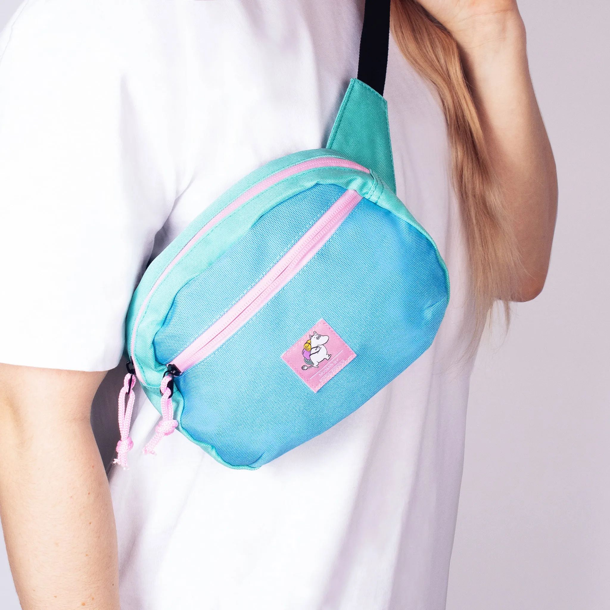 Moomintroll Retro Waist Bag - Blue