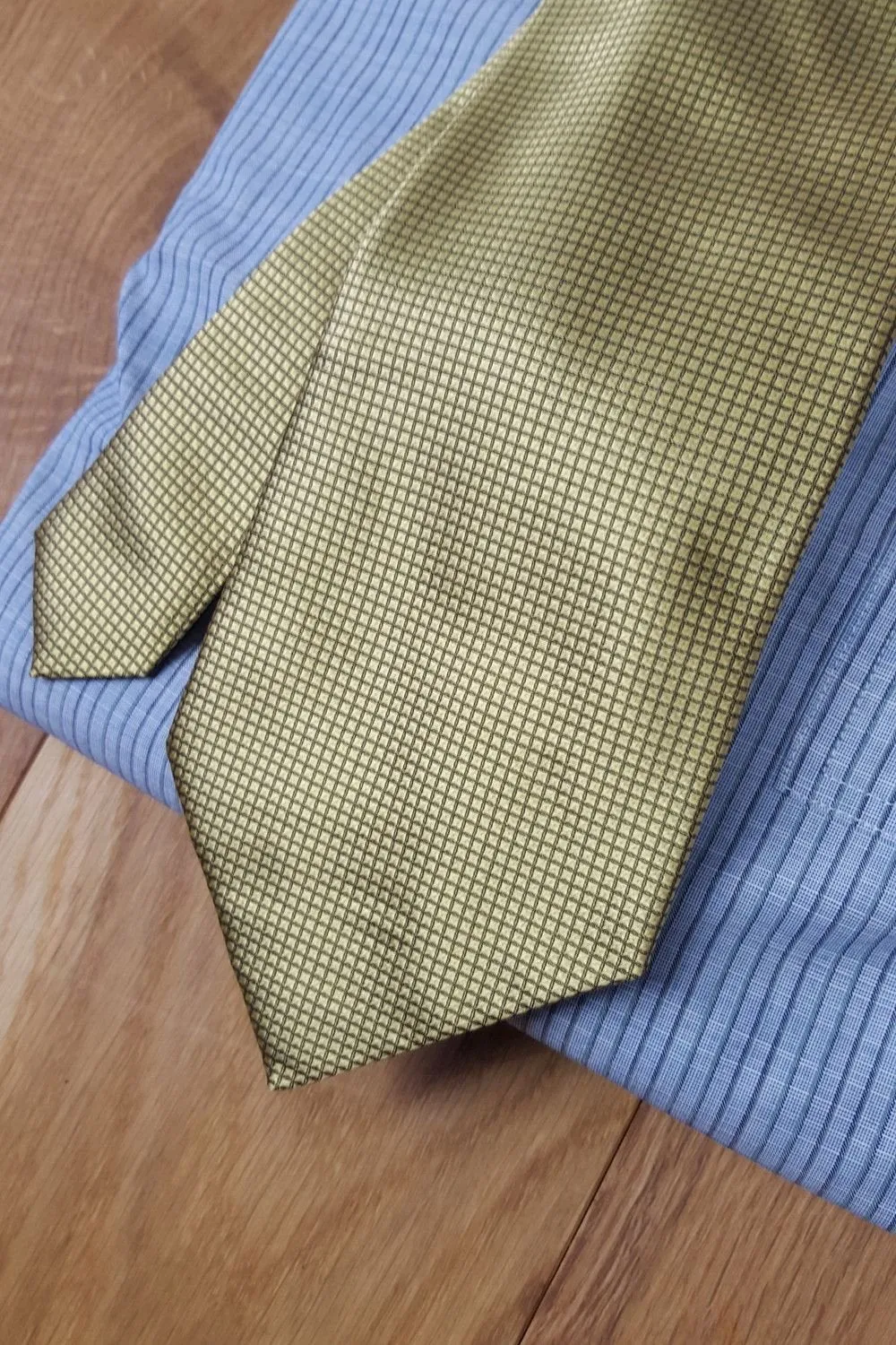 RENATO BALESTRA Vintage Italian 100% Silk Gold Checked Tie (60")