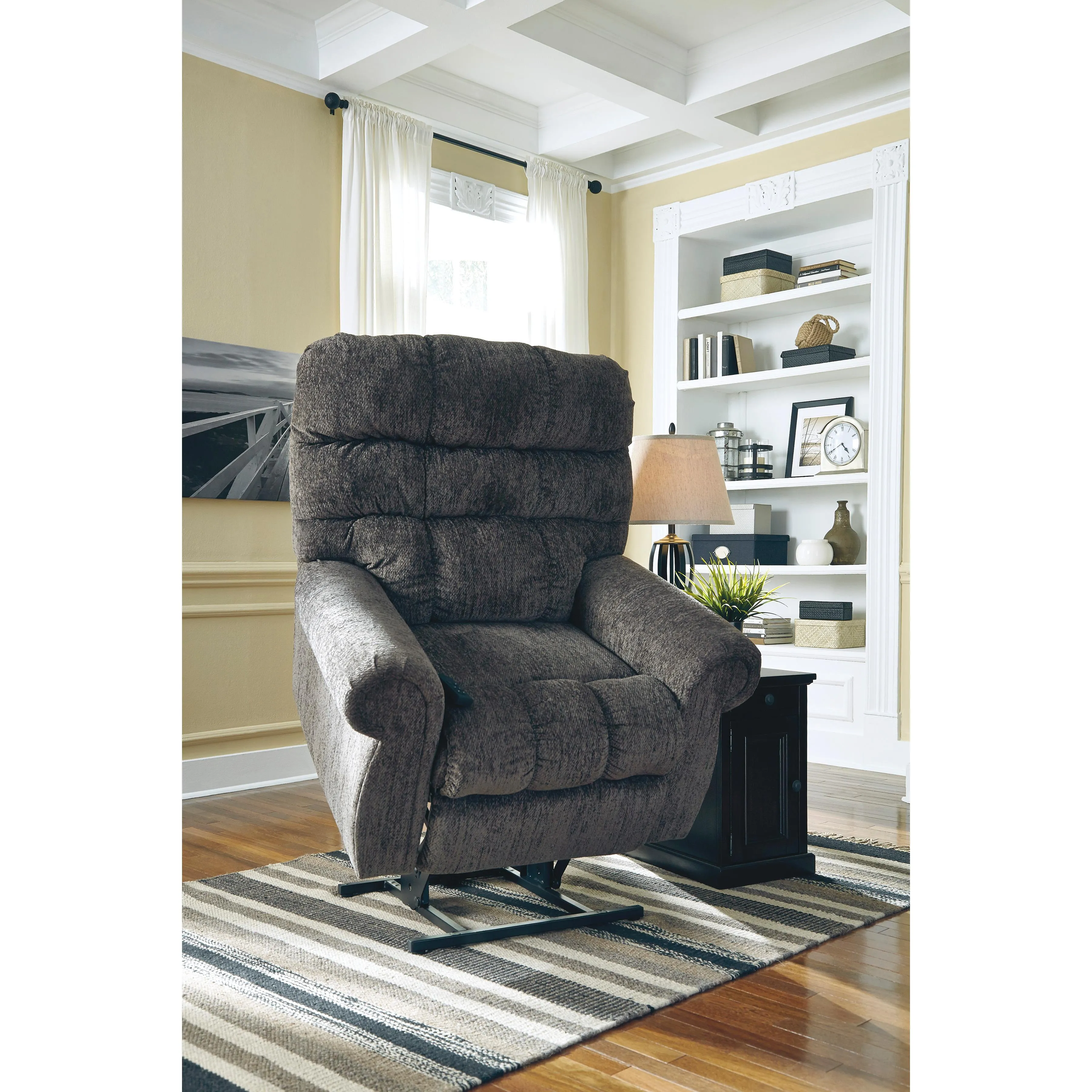 Signature Design by Ashley Ernestine Fabric Lift Chair 9760112