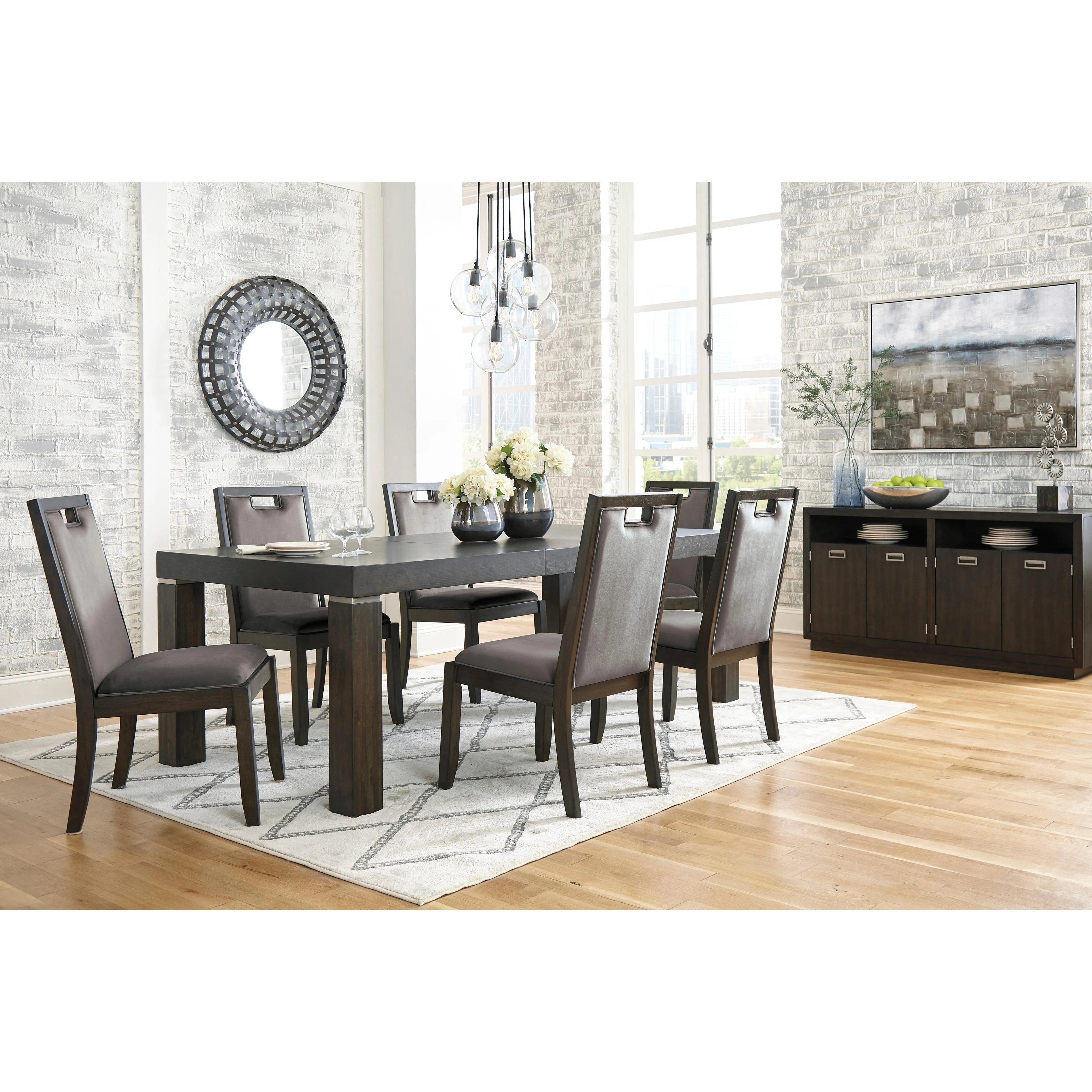 Signature Design by Ashley Hyndell Dining Chair D731-01