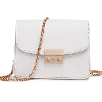 THE CHAIN LINK  LEATHER CROSSBODY