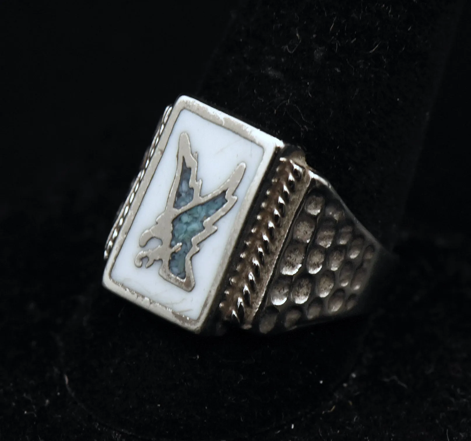 Vintage Eagle Stone and Enamel Silver Plated Ring - Size 11.25