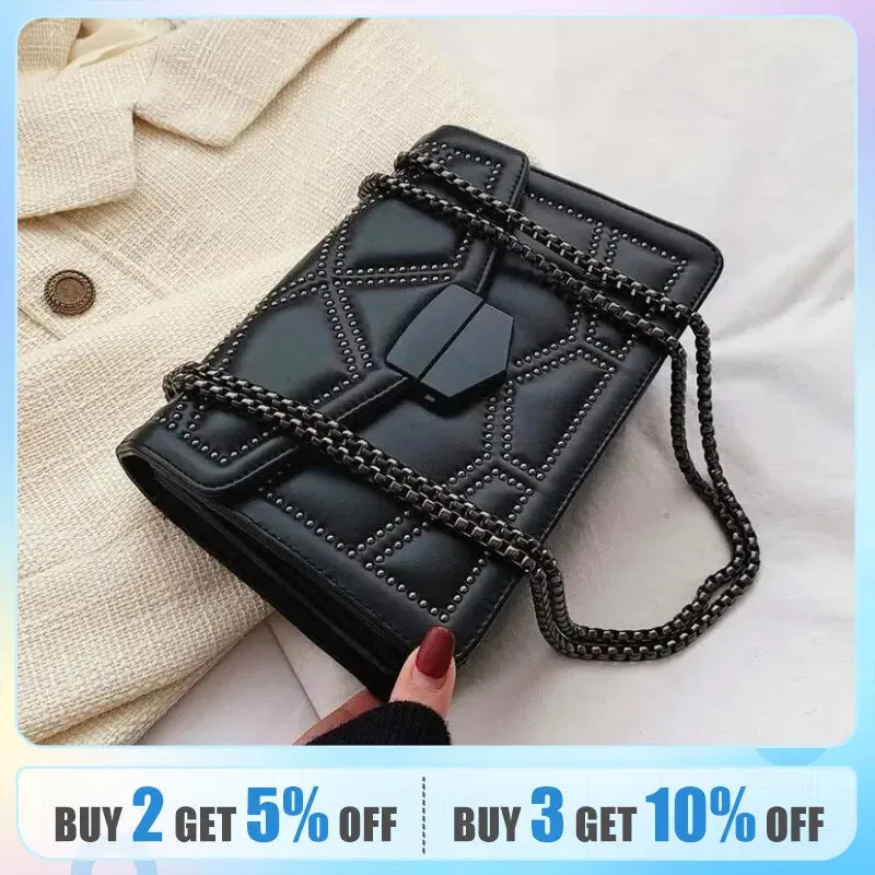 Vintage Rivet Chain Small Shoulder Bag for Women 💼✨